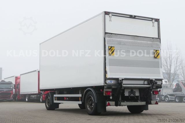 Reefer trailer  Geser TKA 18 Kühlkoffer Carrier Vector LBW