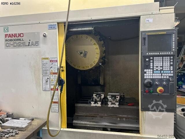 Vertikalbearbeitungszentrum FANUC ROBODRILL α-D21LiA5