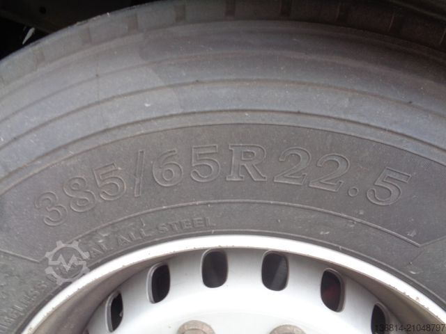 Kühlauflieger KRONE SD Carrier Doppelstock Trennwand Liftachse