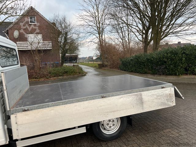 Transporter mit Kipper CITROEN Jumper 2.2 Hdi Doppelkabine Dreiseitenkipper Ahk