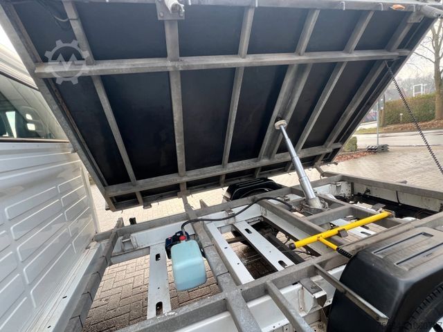 Transporter mit Kipper CITROEN Jumper 2.2 Hdi Doppelkabine Dreiseitenkipper Ahk