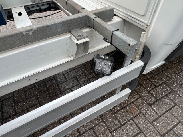 Transporter mit Kipper CITROEN Jumper 2.2 Hdi Doppelkabine Dreiseitenkipper Ahk