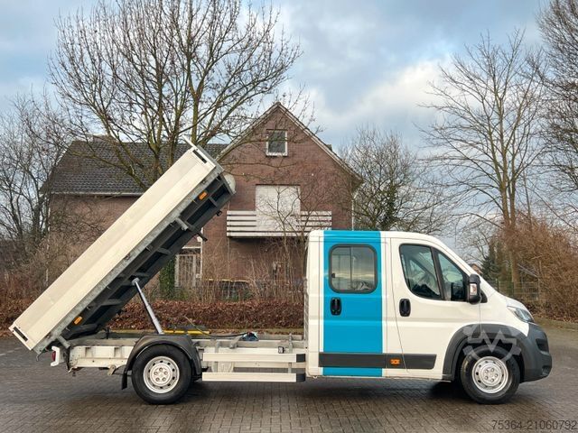 Transporter mit Kipper CITROEN Jumper 2.2 Hdi Doppelkabine Dreiseitenkipper Ahk