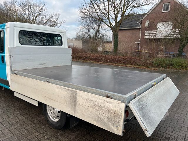 Transporter mit Kipper CITROEN Jumper 2.2 Hdi Doppelkabine Dreiseitenkipper Ahk