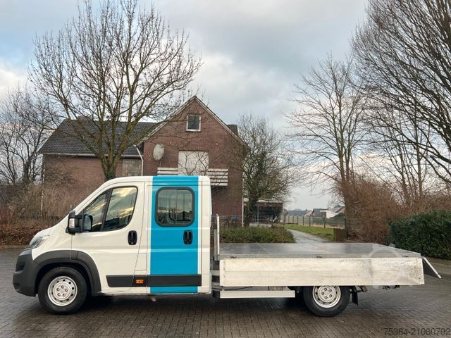 Transporter mit Kipper CITROEN Jumper 2.2 Hdi Doppelkabine Dreiseitenkipper Ahk