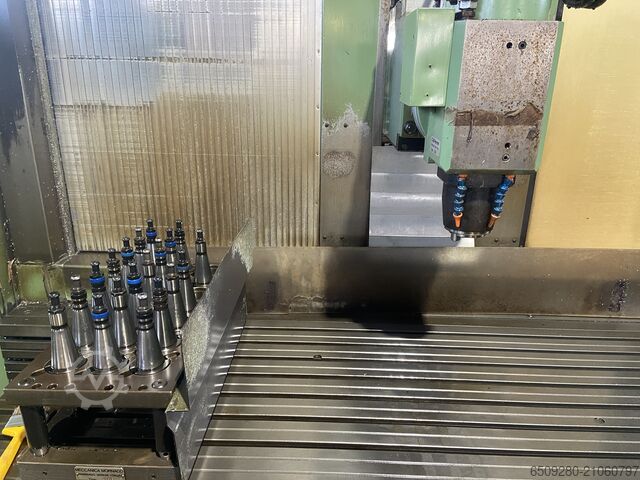 Vertikales Bearbeitungszentrum C.B. Ferrari A17