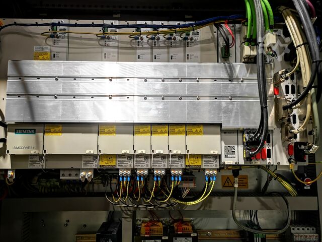 Werkzeugfräse CNC 5 AXIS MILLING - HERMLE C40U DYNAMIC C40U DYNAMIC
