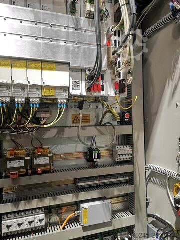 Werkzeugfräse CNC 5 AXIS MILLING - HERMLE C40U DYNAMIC C40U DYNAMIC