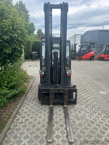 Elektro 4 Rad-Stapler Jungheinrich EFG 316