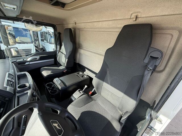 Transporter mit Koffer MAN TGL 8.190 Koffer 6,50 m LBW 1,5 T*Diff-Sperre HA
