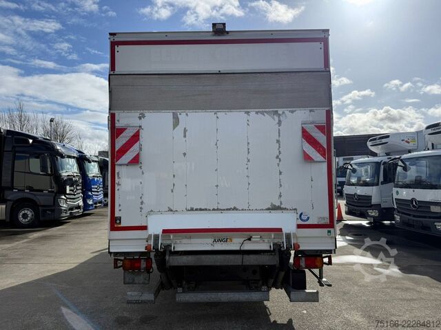 Transporter mit Koffer MAN TGL 8.190 Koffer 6,50 m LBW 1,5 T*Diff-Sperre HA