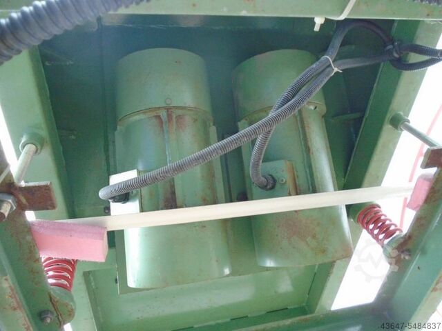 Vibration feeder #5060 Kromas RE300