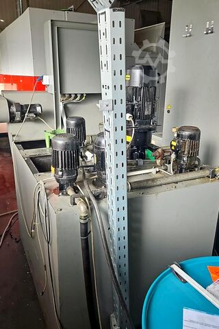 Universal-Bearbeitungszentrum Deckel Maho DMC 60 U hi-dyn