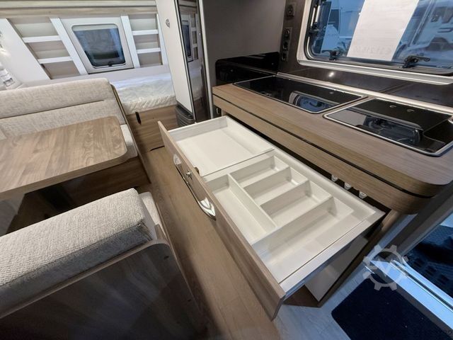 Wohnwagen HOBBY Excellent Edition 490 KMF Garagenklappe