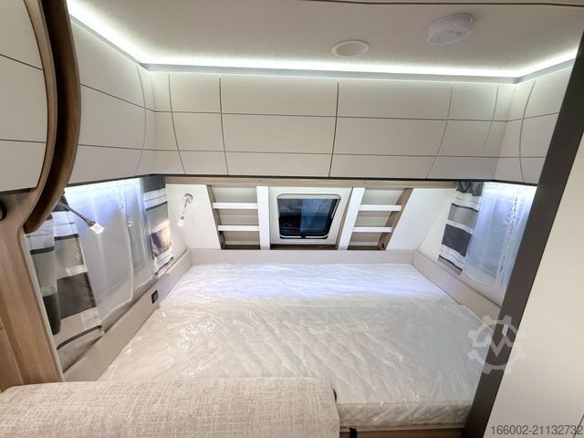 Wohnwagen HOBBY Excellent Edition 490 KMF Garagenklappe