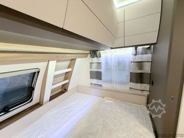 Wohnwagen HOBBY Excellent Edition 490 KMF Garagenklappe