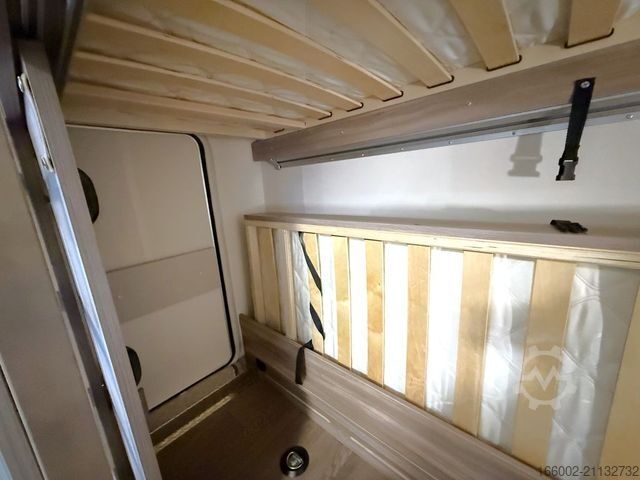 Wohnwagen HOBBY Excellent Edition 490 KMF Garagenklappe