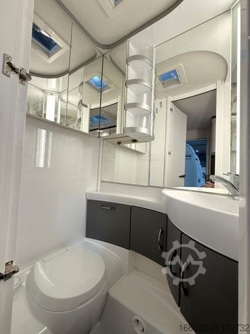 Wohnwagen HOBBY Excellent Edition 490 KMF Garagenklappe