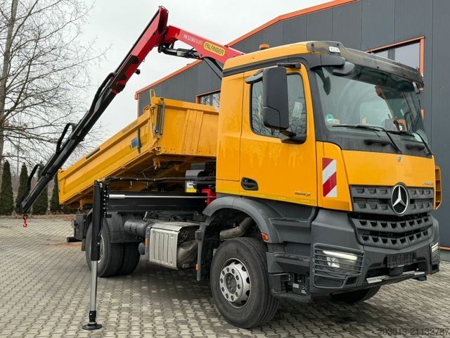 Kipper LKW MERCEDES-BENZ AROCS 1843 4x2 Kipper Kran Palfinger PK12.501