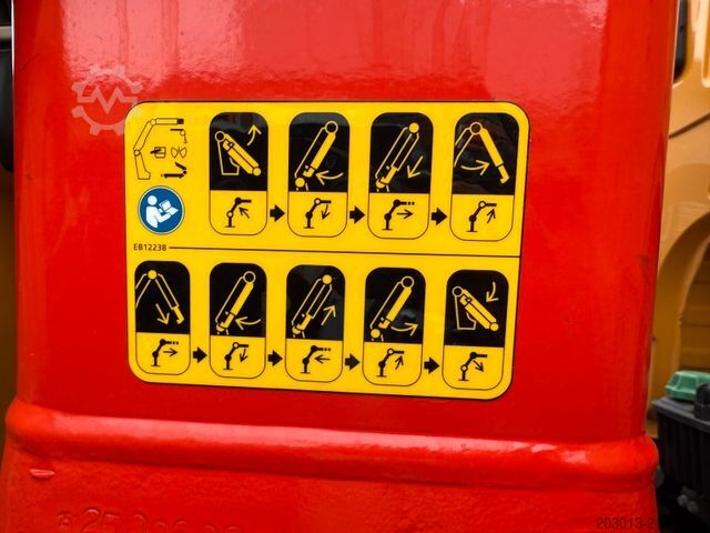 Kipper LKW MERCEDES-BENZ AROCS 1843 4x2 Kipper Kran Palfinger PK12.501