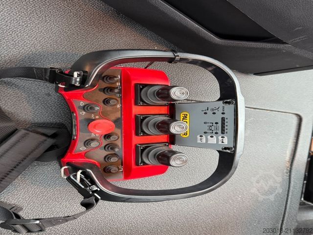 Autokran MERCEDES-BENZ AROCS 1843 4x2 Kipper Kran Palfinger PK12.501