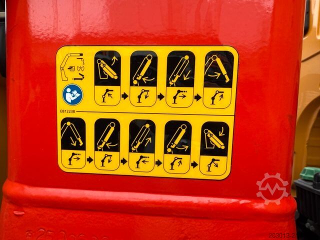 Autokran MERCEDES-BENZ AROCS 1843 4x2 Kipper Kran Palfinger PK12.501