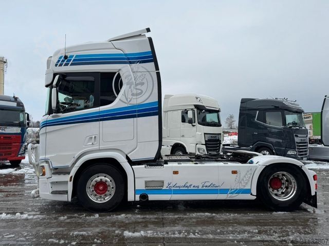 Standard SZM SCANIA R 500 * RETARDER * STANDKLIMA * ALCOA * LEDER *