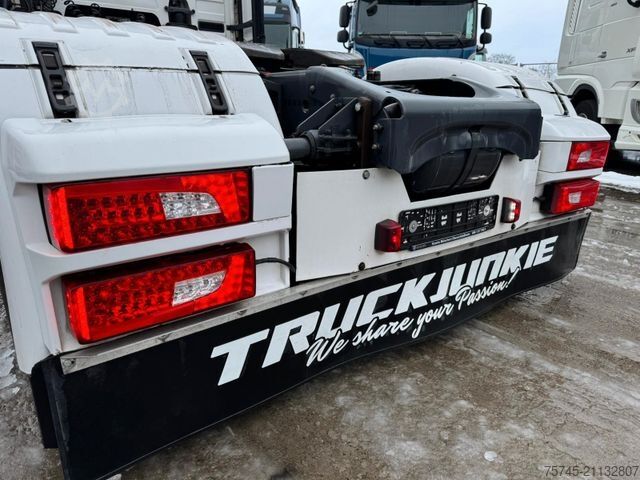 Standard SZM SCANIA R 500 * RETARDER * STANDKLIMA * ALCOA * LEDER *