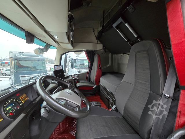 Standard SZM VOLVO FH 500*TOP*ACC * 2X TANK * SPURASS. * STANDKLIMA