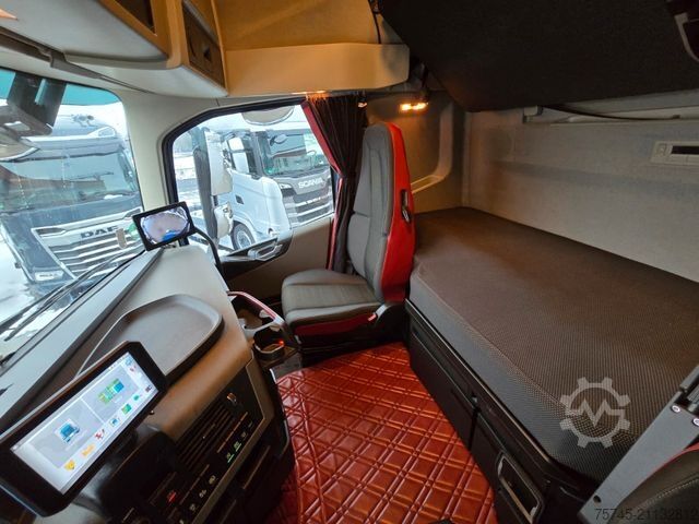 Standard SZM VOLVO FH 500*TOP*ACC * 2X TANK * SPURASS. * STANDKLIMA