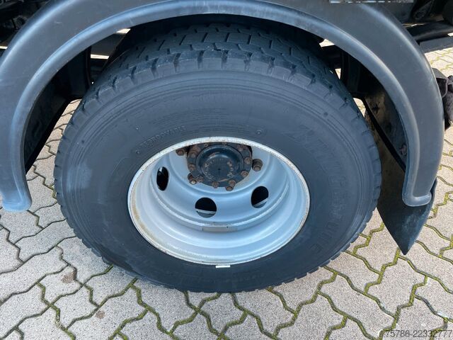 Curtain sider van MAN TGL 8.210 BB Pritsche/ 2xAHK+Öl/ NL  2.9t