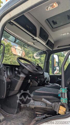 Tipper truck MERCEDES-BENZ Arocs 2532 Kipper Bordmatik KRAN lift/lenk