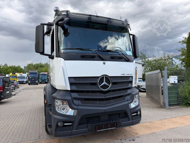 Standard tractor unit MERCEDES-BENZ Actros 1853 LS/Retarder/Hydraulik/ADR GEFAHRGUT