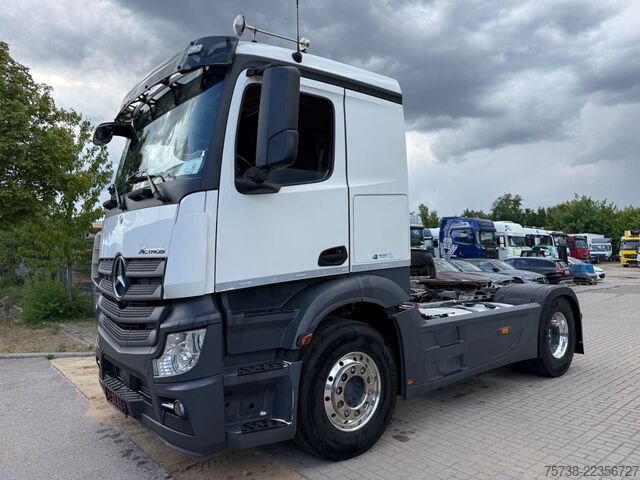 Hazardous materials truck MERCEDES-BENZ Actros 1853 LS/Retarder/Hydraulik/ADR GEFAHRGUT