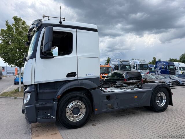 Hazardous materials truck MERCEDES-BENZ Actros 1853 LS/Retarder/Hydraulik/ADR GEFAHRGUT