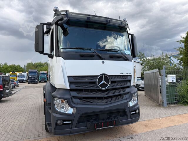 Hazardous materials truck MERCEDES-BENZ Actros 1853 LS/Retarder/Hydraulik/ADR GEFAHRGUT