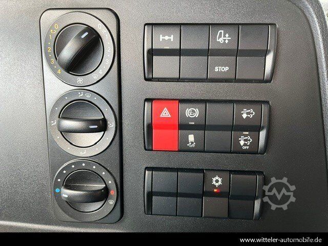 Transporter Fahrgestell MERCEDES-BENZ Atego 818 L Pritsche 6,20m*Klima*nur 55TKM!*TOP!