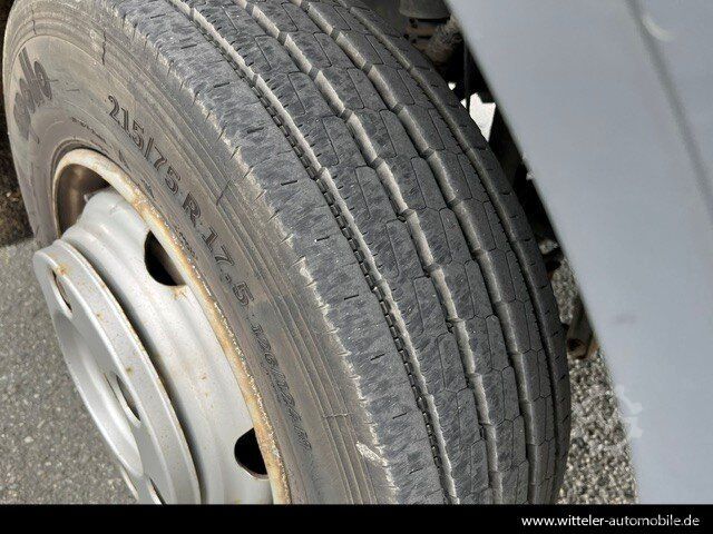 Transporter Fahrgestell MERCEDES-BENZ Atego 818 L Pritsche 6,20m*Klima*nur 55TKM!*TOP!
