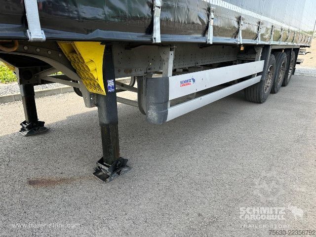 Auflieger mit Pritsche & Plane Schmitz Cargobull Semitrailer Curtainsider Standard Hayon