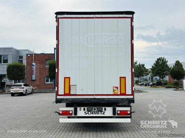 Auflieger mit Pritsche & Plane Schmitz Cargobull Curtainsider Standard Getränke