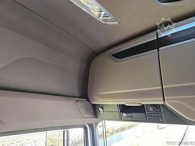 Standard-SZM DAF XG+ 530