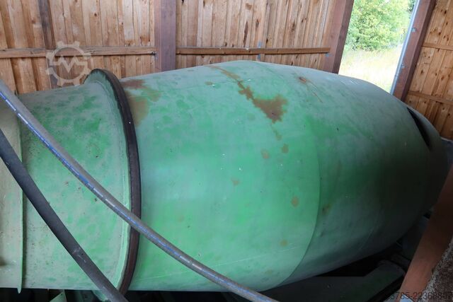 Mixing plant with precise control Mischanlage elktronisch gesteuert 