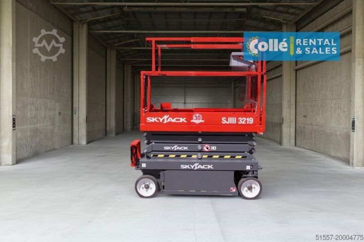 Scissor lift SkyJack SJ 3219 | 2016