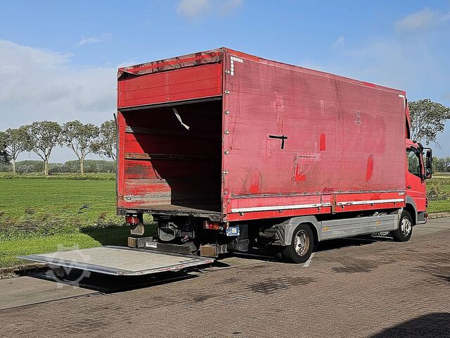 Plane MERCEDES-BENZ ATEGO 818 MANUAL AIRCO LIFT