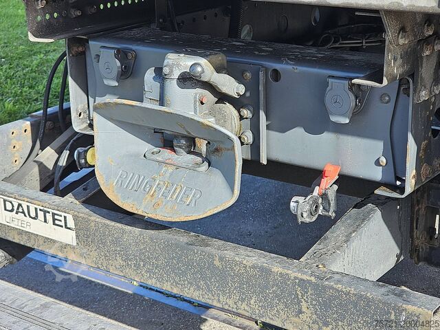 Plane MERCEDES-BENZ ATEGO 818 MANUAL AIRCO LIFT