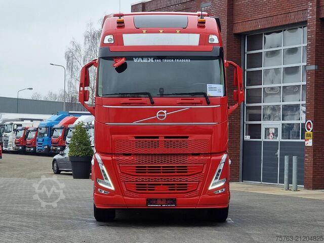 Standard-SZM Volvo FH 13.500 Globetrotter XL 6x2 - Full air - 3.00...