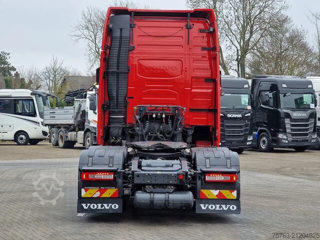 Standard-SZM Volvo FH 13.500 Globetrotter XL 6x2 - Full air - 3.00...