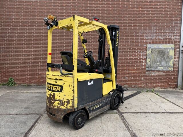 Electric 4-wheel forklift Hyster E2.5XN MWB