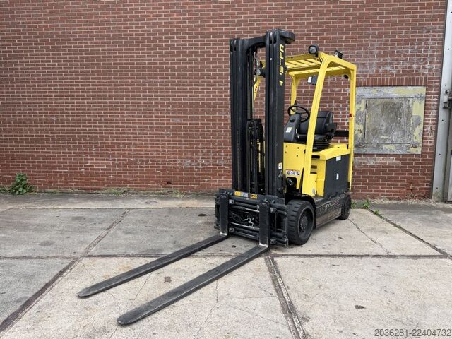 Electric 4-wheel forklift Hyster E2.5XN MWB