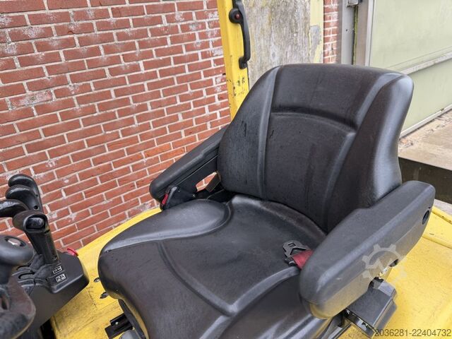 Electric 4-wheel forklift Hyster E2.5XN MWB